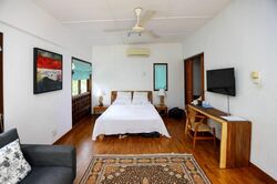 Sunset Drive (D21), Detached #504380541